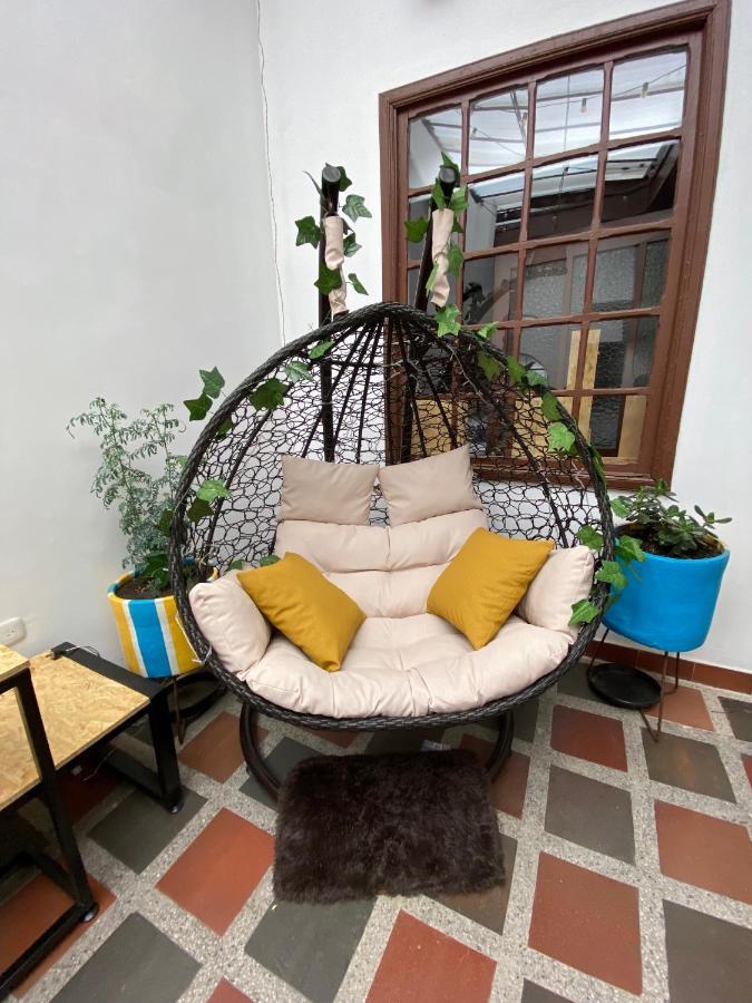 Banana Hostel Bogota Bagian luar foto