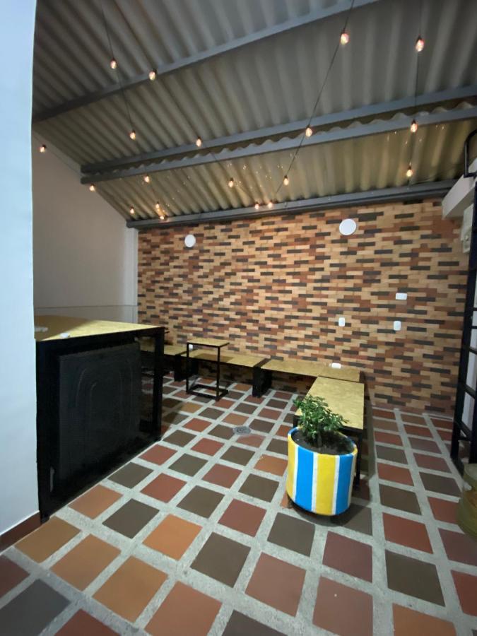 Banana Hostel Bogota Bagian luar foto